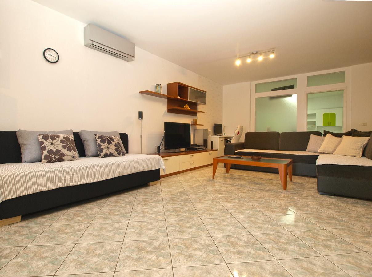 Apartments Slavka 1155 Pula Exteriér fotografie